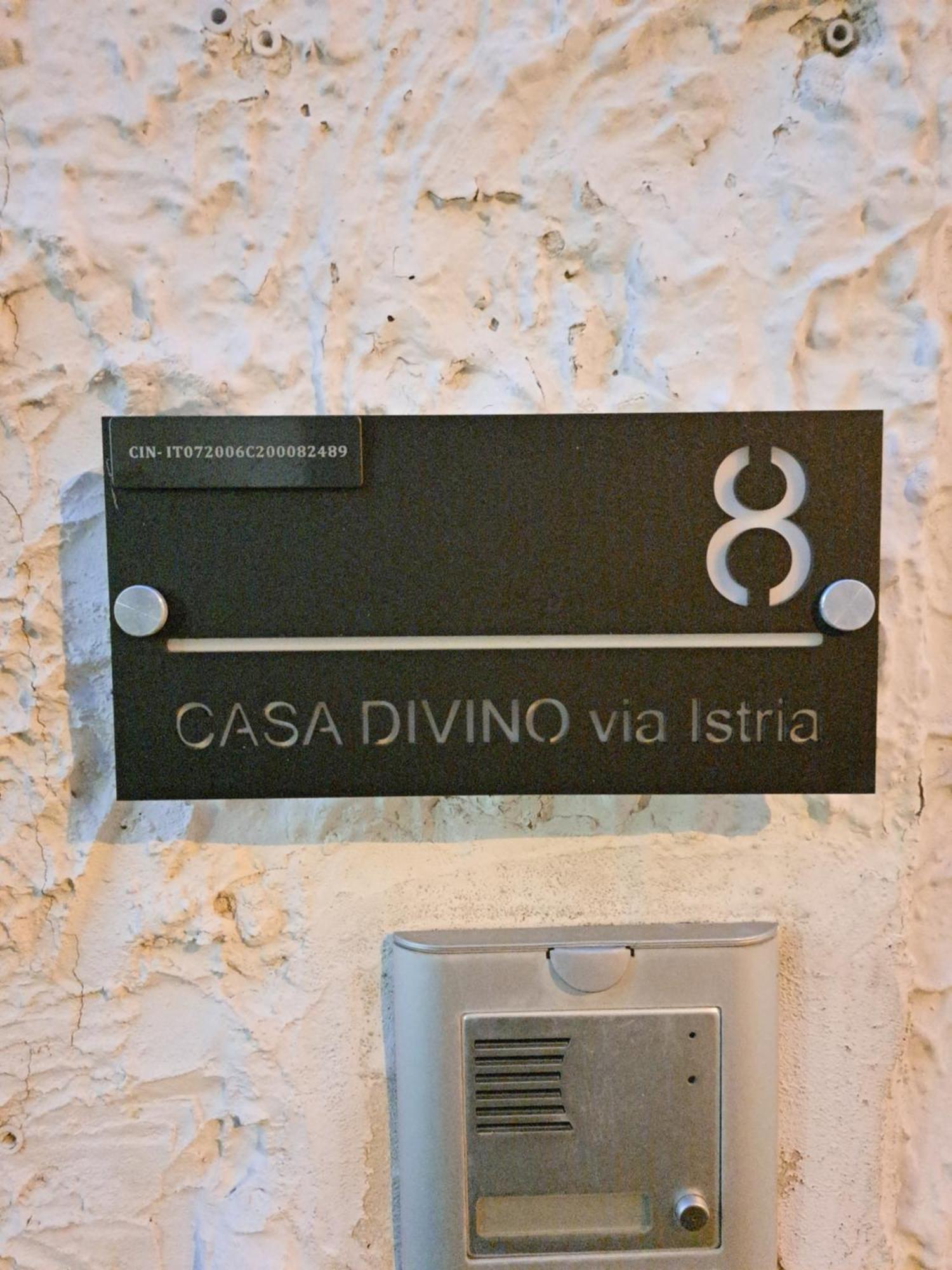 Casa Divino Villa Bari Bilik gambar